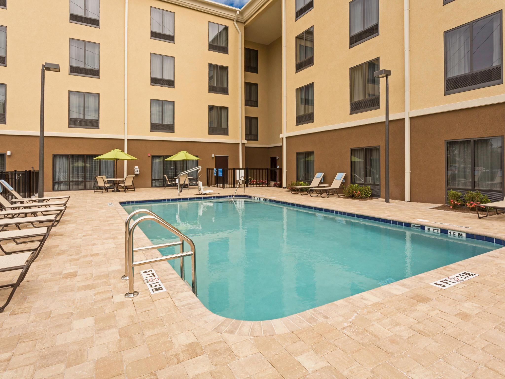 Holiday Inn Express Hotel & Suites Orlando East-Ucf Area By Ihg Alafaya Kültér fotó